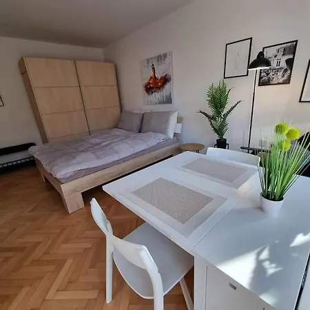 Apartment The Rowhouse - Free Parking Ljubljana